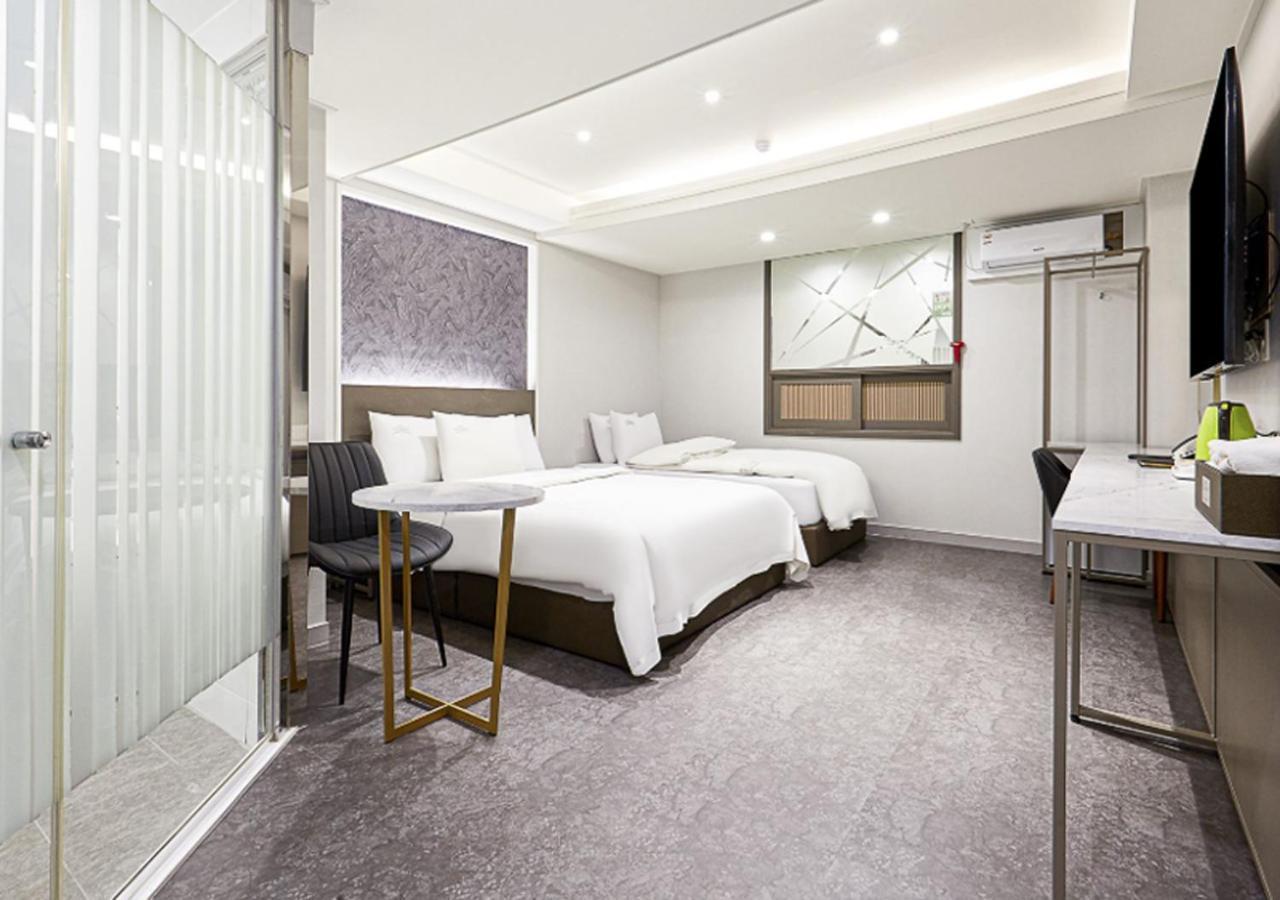 Regency Hotel Соннам Экстерьер фото