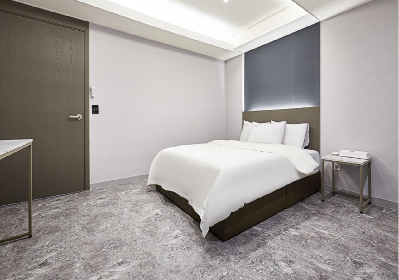 Regency Hotel Соннам Экстерьер фото