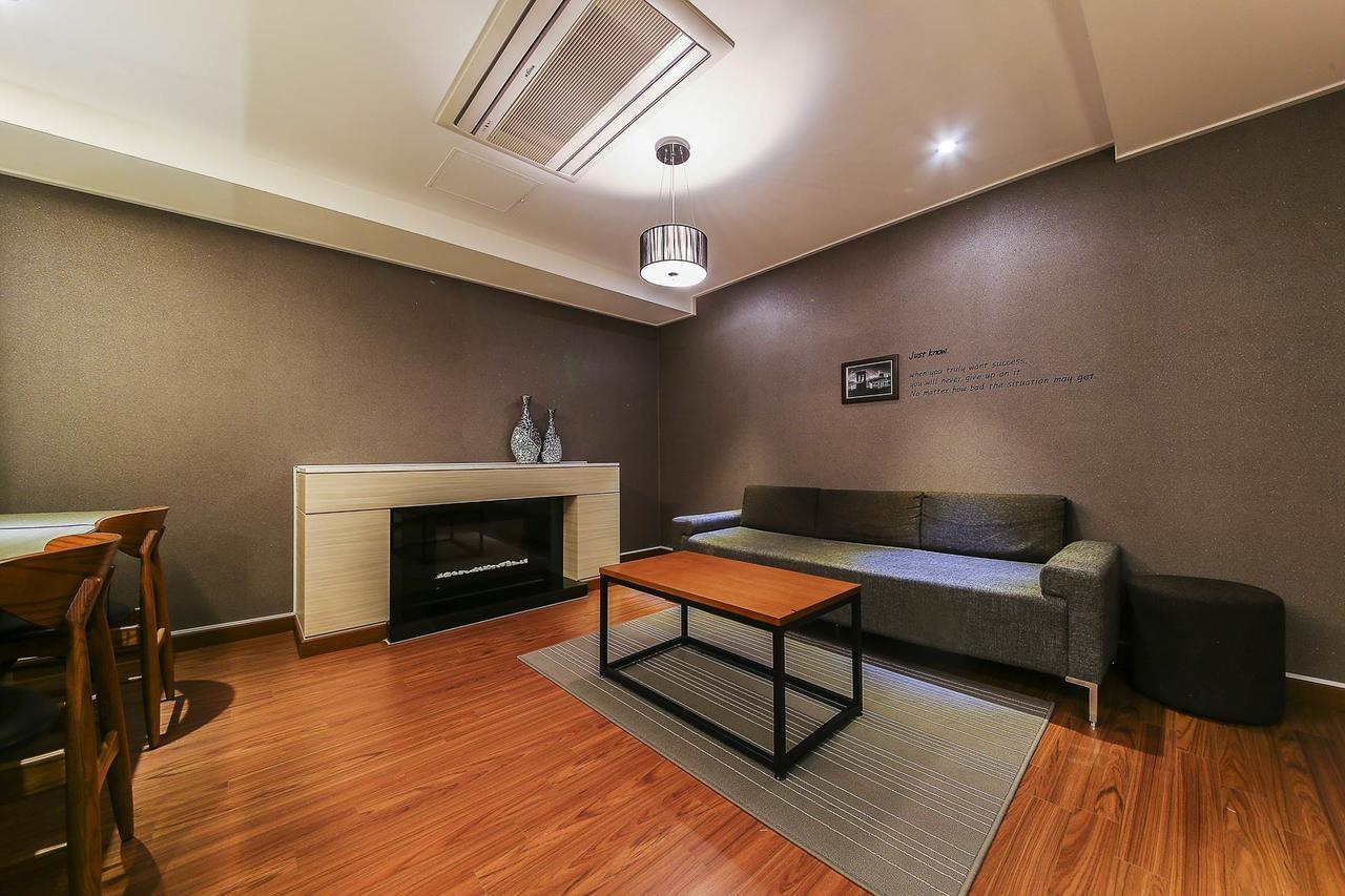 Regency Hotel Соннам Экстерьер фото